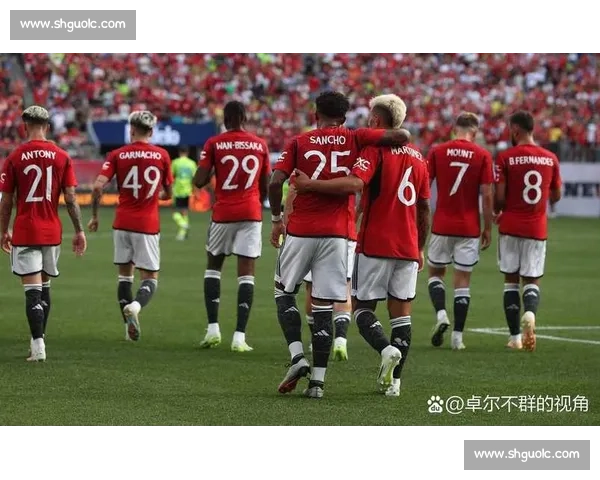 滕哈赫力挽希克留队!英超意甲豪门争抢捷克锋霸 滕哈赫力挽希克留队!英超意甲豪门争抢捷克锋霸