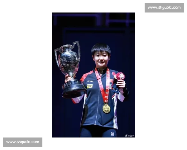 孙颖莎的 “莎” 式温柔:暖了印度小球迷 孙颖莎的 “莎” 式温柔:暖了印度小球迷