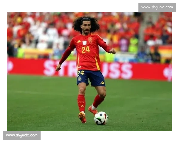 库库雷利亚度假晒照致敬偶像!化身德罗巴迷弟海边享受冠军假期 库库雷利亚度假晒照致敬偶像!化身德罗巴迷弟海边享受冠军假期